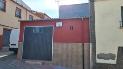 Casa en venta en Calle del Sol, cerca de Calle de San Gregorio, Navas de San Juan de 49.800 €